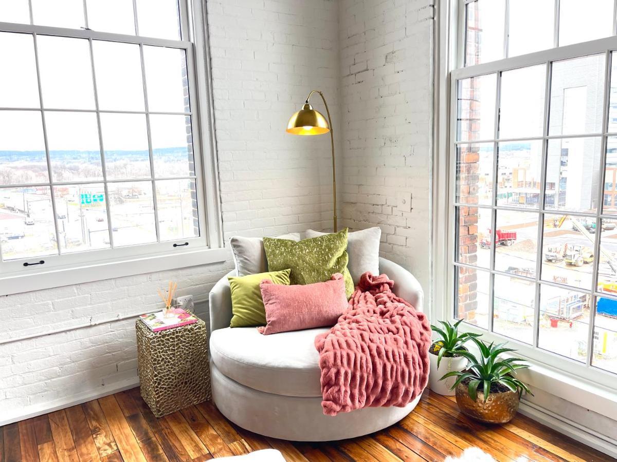 2Br 2Br Le Chateau 505 Lux Penthouse In A Historic Building Utica Exterior foto